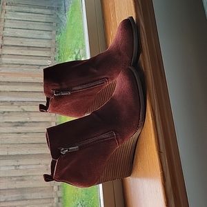 Lucky brand wedges